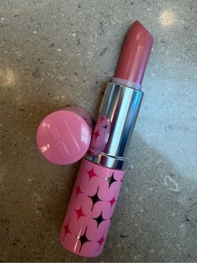 NWT Clinique “Sugar Pop” shade of pink! Fun tube too 👄